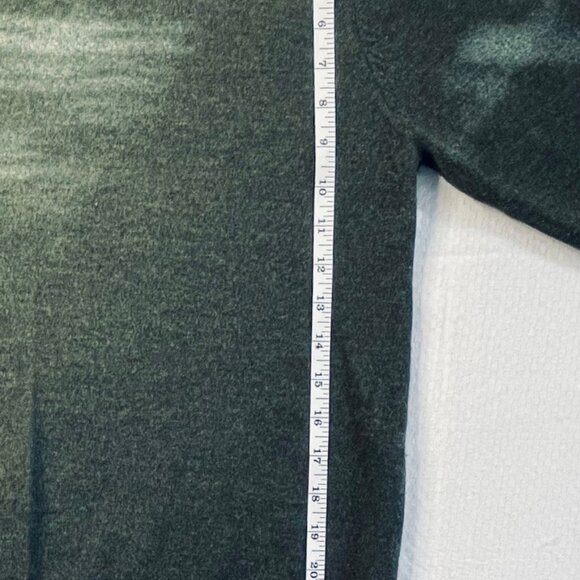 Isaac Mizrahi Women’s V Neck 100% Merino Wool Sweater - Picture 6 of 6